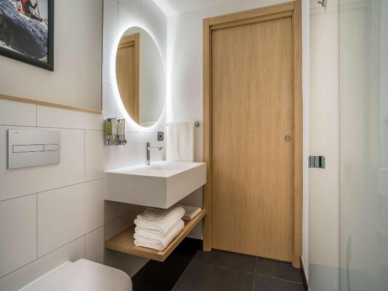 Hampton By Hilton Locarno image