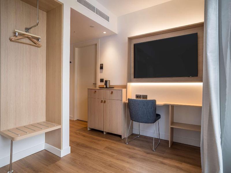 Hampton By Hilton Locarno image