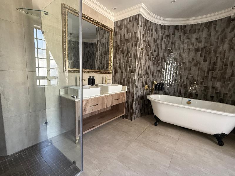 Kievits Kroon Gauteng Wine Estate image