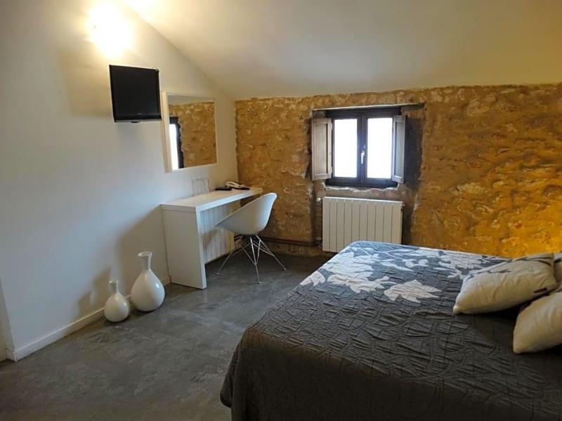 Hotel Raïmblanc image