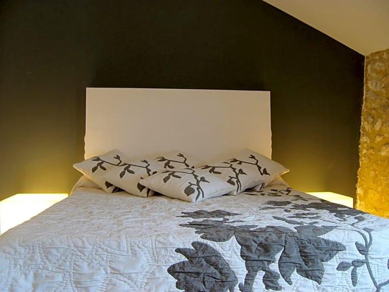 Hotel Raïmblanc image