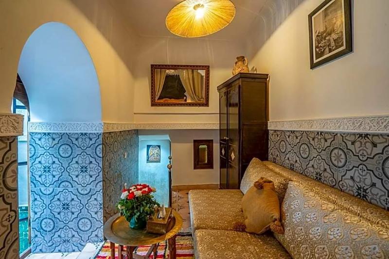 Riad Yalla Habibi image