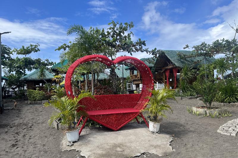 Lover's Point Beach Front Resort By Zuzu image