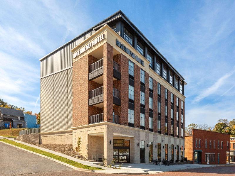 Riverbend Hotel And Suites Trademark Collection image
