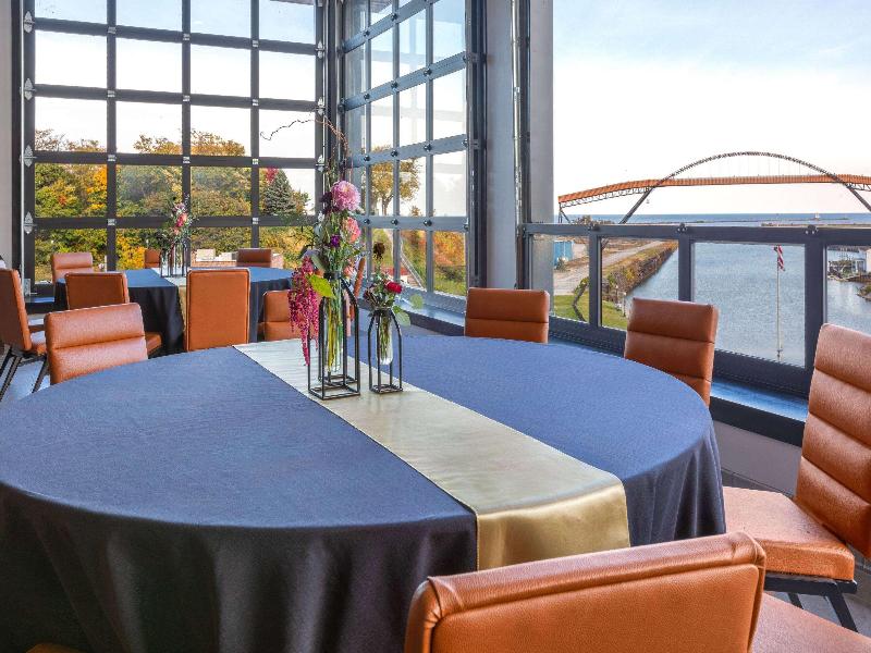 Riverbend Hotel And Suites Trademark Collection image