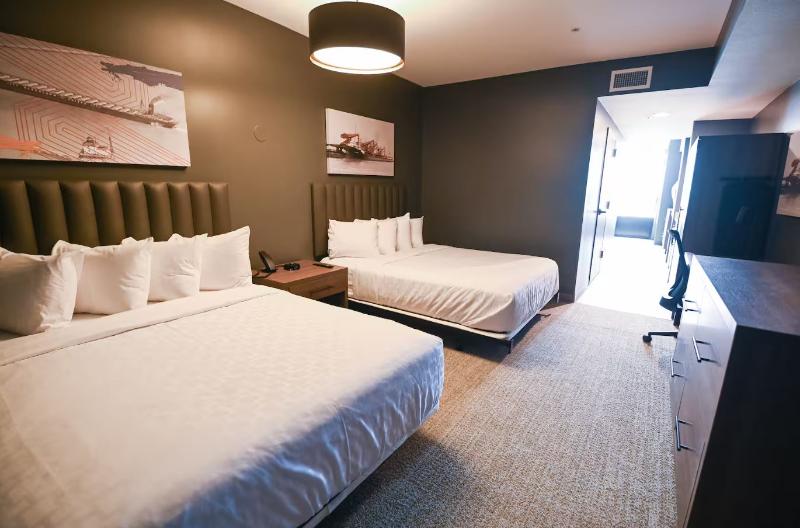 Riverbend Hotel And Suites Trademark Collection image
