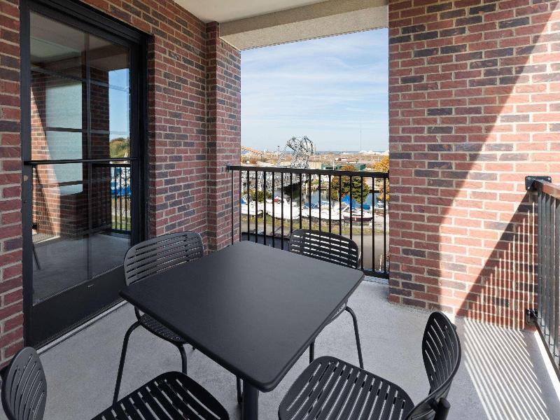 Riverbend Hotel And Suites Trademark Collection image