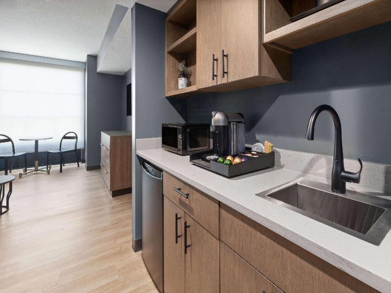Riverbend Hotel And Suites Trademark Collection image