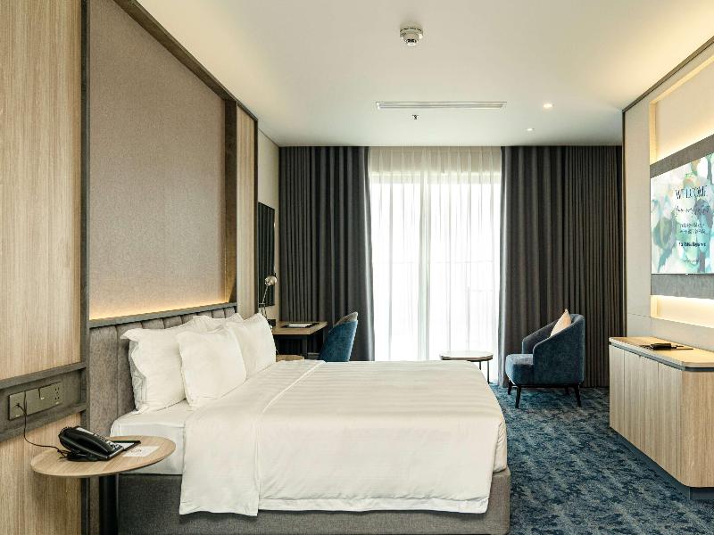 Wyndham Garden Legend Halong image