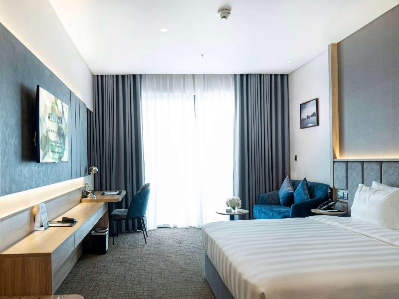 Wyndham Garden Legend Halong image