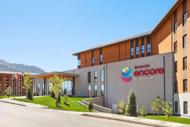 Ramada Encore By Wyndham Zomin image