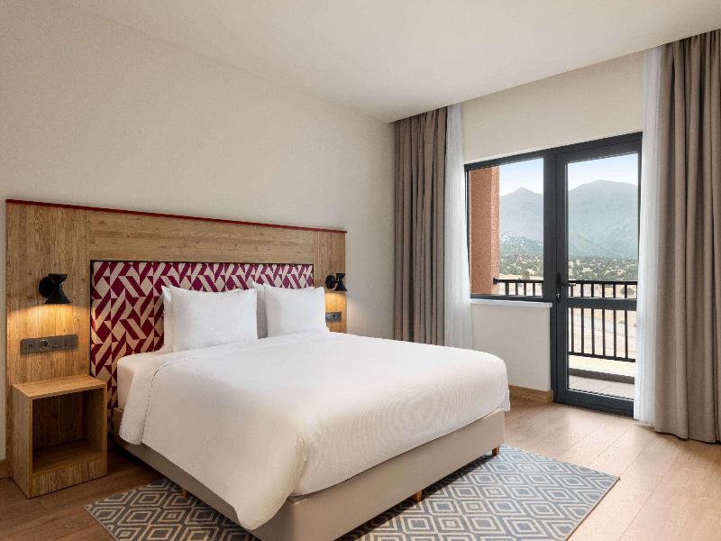 Ramada Encore By Wyndham Zomin image
