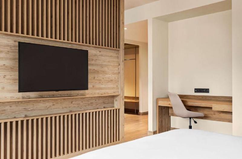 Ramada Encore By Wyndham Zomin image