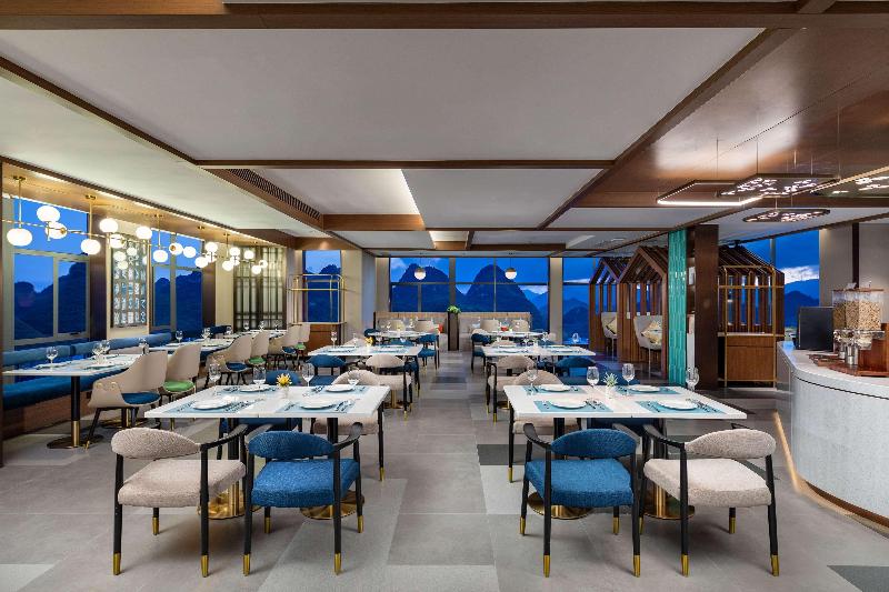 Hilton Garden Inn Xingyi Wanfenglin image