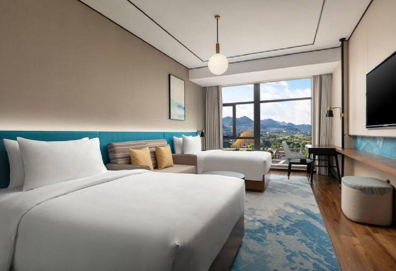 Hilton Garden Inn Xingyi Wanfenglin image