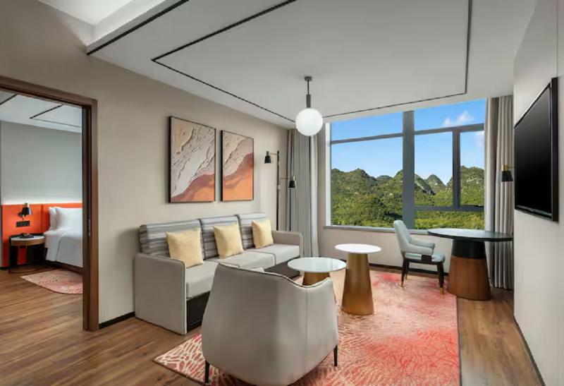 Hilton Garden Inn Xingyi Wanfenglin image