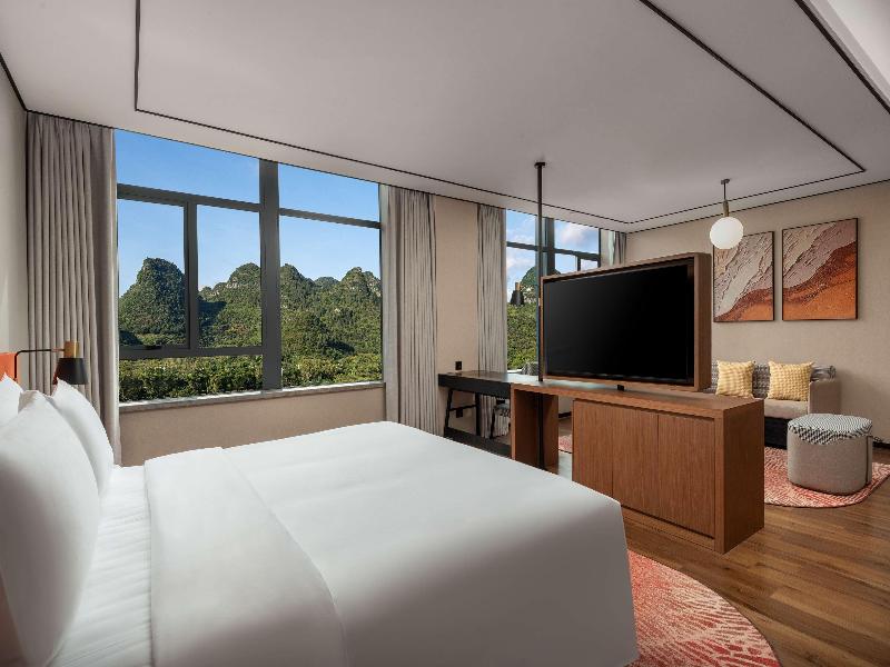 Hilton Garden Inn Xingyi Wanfenglin image