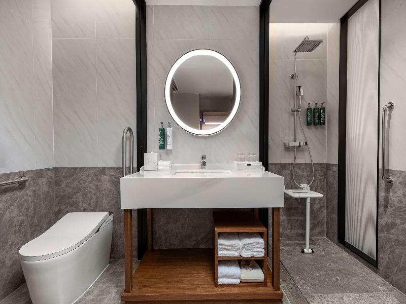 Hilton Garden Inn Xingyi Wanfenglin image