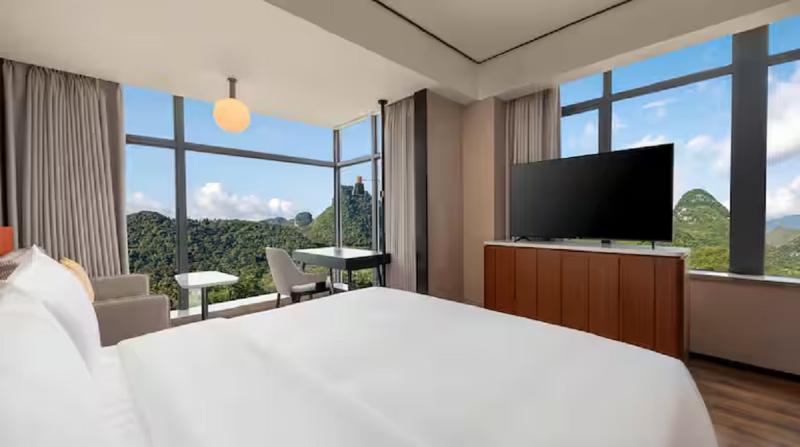 Hilton Garden Inn Xingyi Wanfenglin image