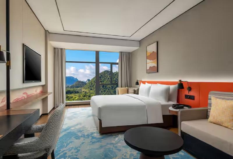 Hilton Garden Inn Xingyi Wanfenglin image