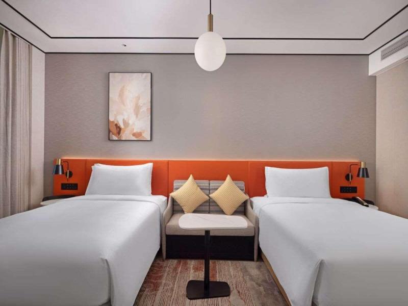 Hilton Garden Inn Jingdezhen Taoyuan Valley image