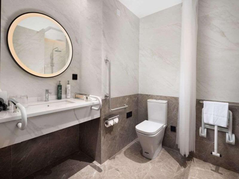Hilton Garden Inn Jingdezhen Taoyuan Valley image