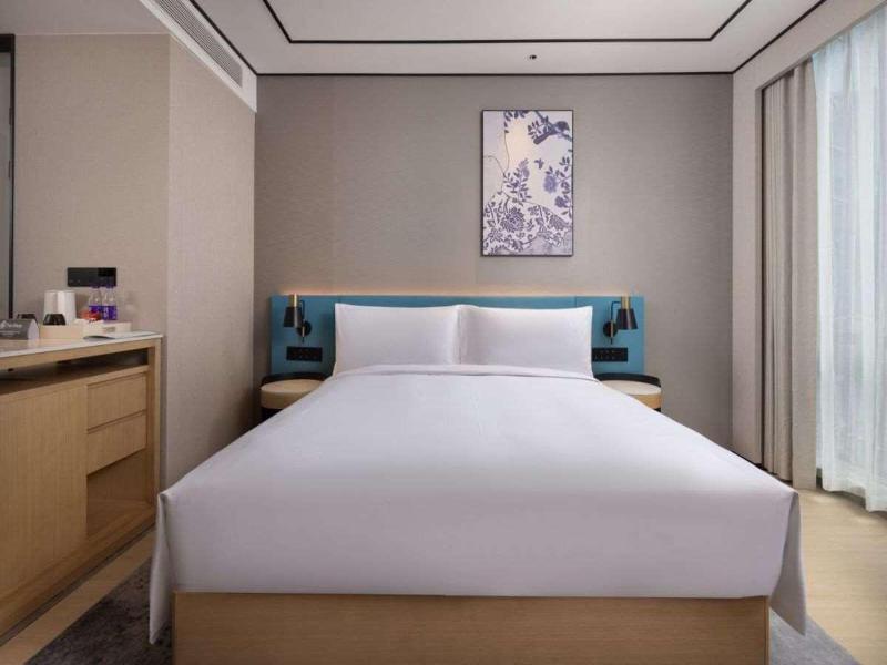 Hilton Garden Inn Jingdezhen Taoyuan Valley image