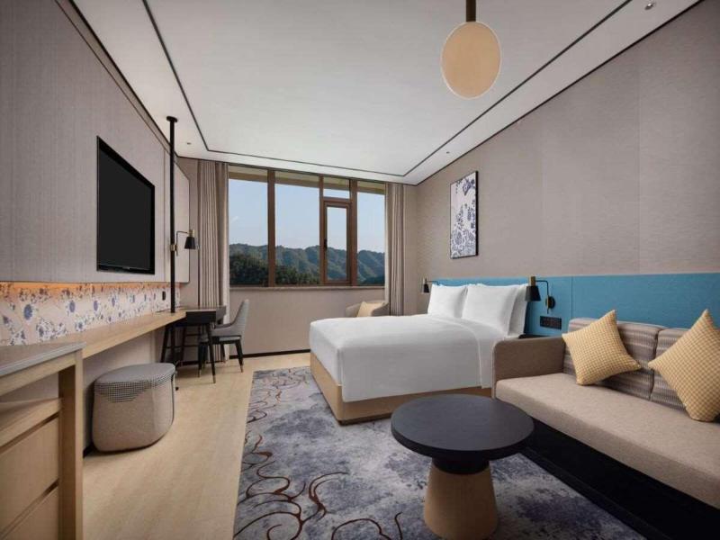 Hilton Garden Inn Jingdezhen Taoyuan Valley image