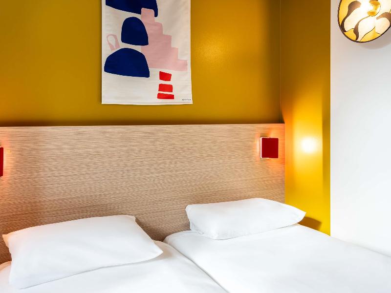 Ibis Styles Prevessin Geneve Aeroport image