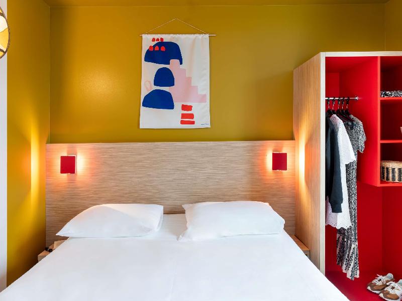 Ibis Styles Prevessin Geneve Aeroport image