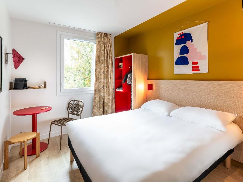 Ibis Styles Prevessin Geneve Aeroport image