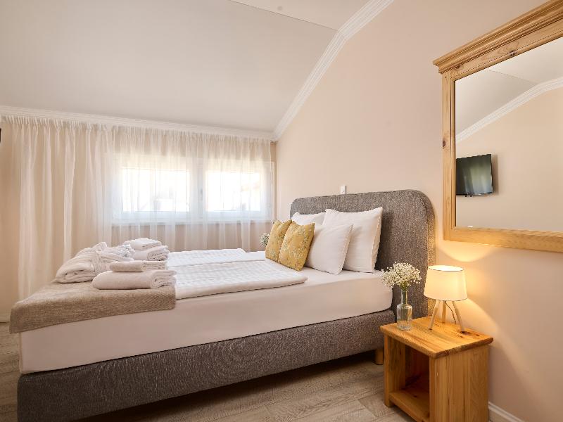 Aminess Kadoor Hotel image