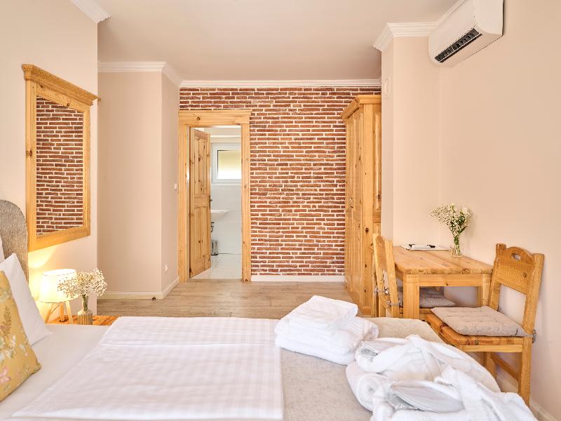 Aminess Kadoor Hotel image