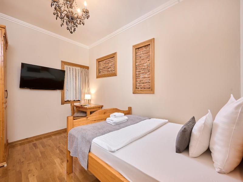 Aminess Kadoor Hotel image