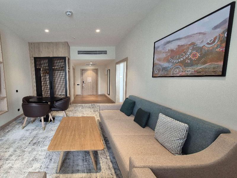 Hilton Garden Inn Termez Airitom image