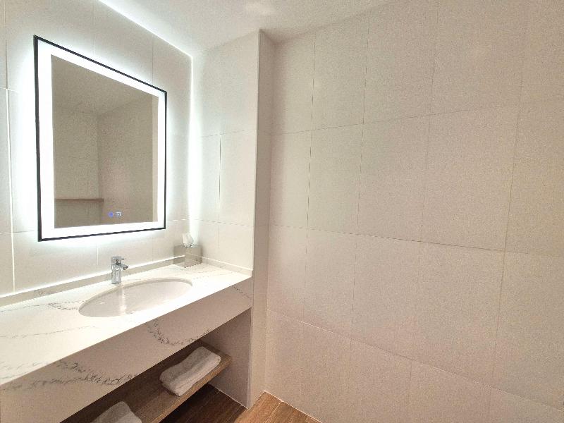 Hilton Garden Inn Termez Airitom image