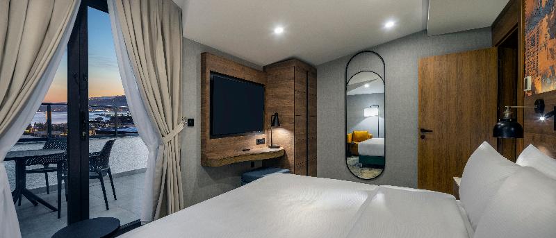 DoubleTree by Hilton Suites Trabzon Yomra image