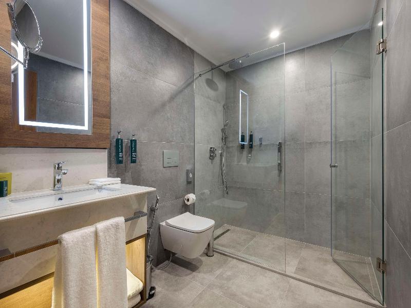 DoubleTree by Hilton Suites Trabzon Yomra image