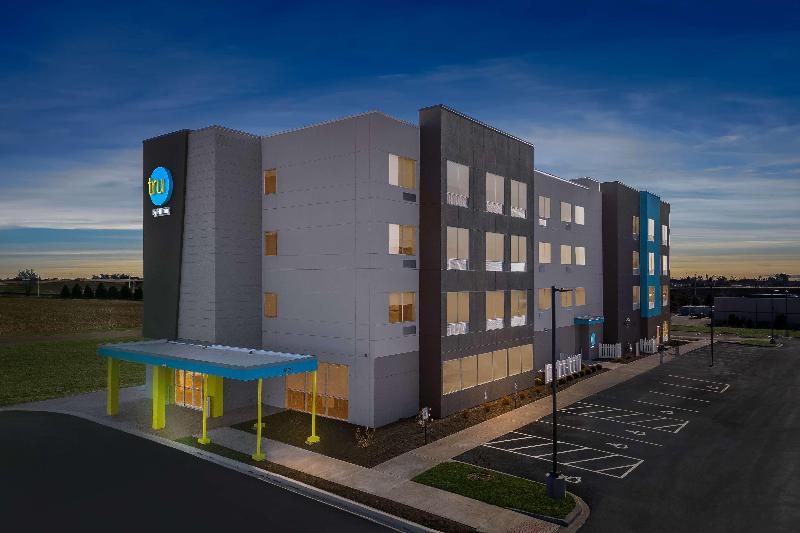 Tru by Hilton Dixon image