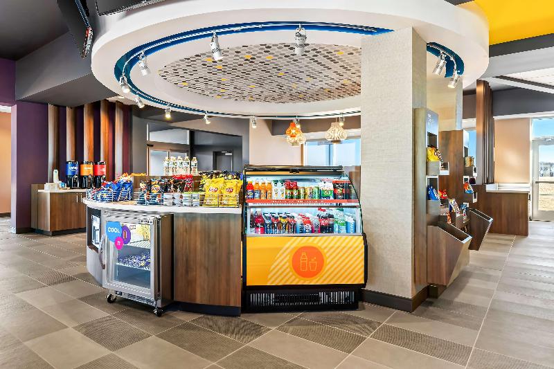 Tru by Hilton Dixon image
