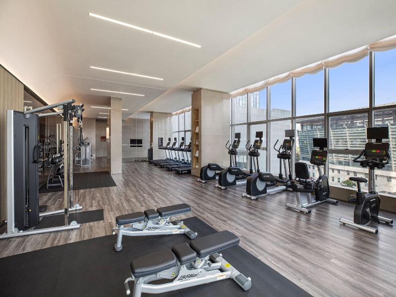 Courtyard By Marriott Luoyang image