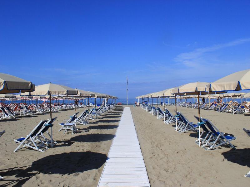 Hotel Biagi & Residence image