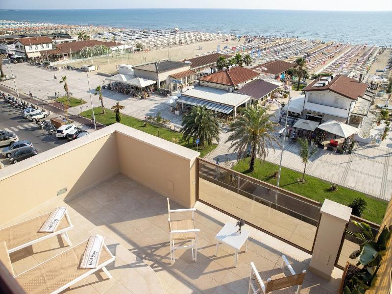 Hotel Biagi & Residence image