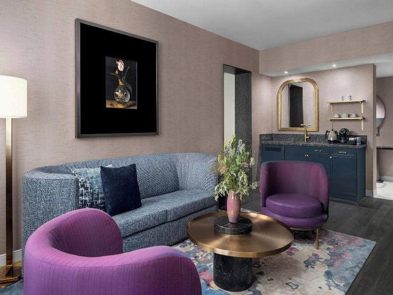 The Dorian, Autograph Collection