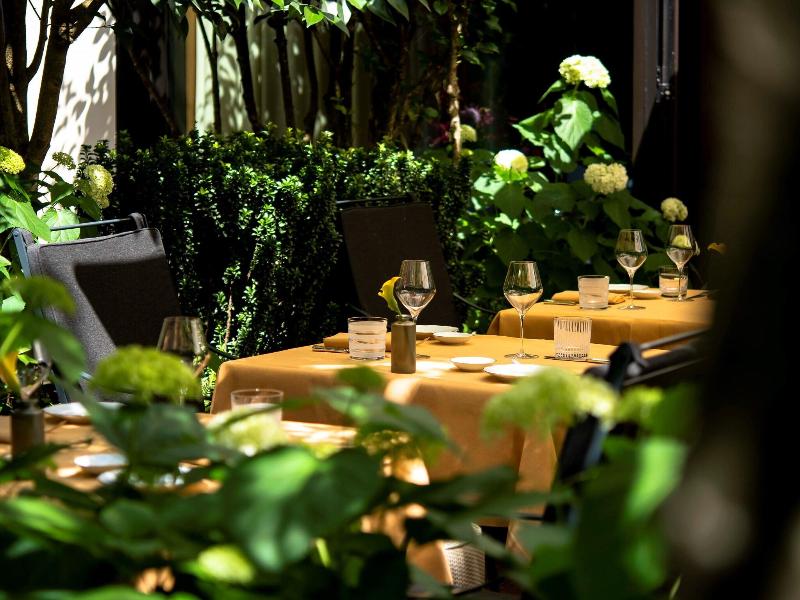 Bulgari Hotel Paris image