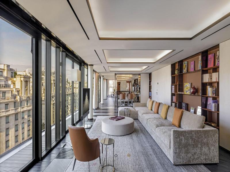Bulgari Hotel Paris image