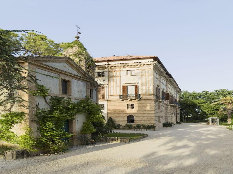 Villa Corallo image