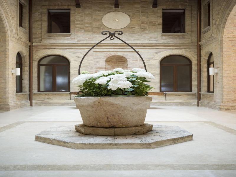 Villa Corallo image