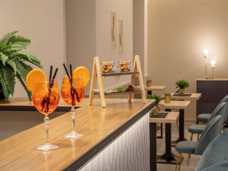 Sophie Terrace Hotel image