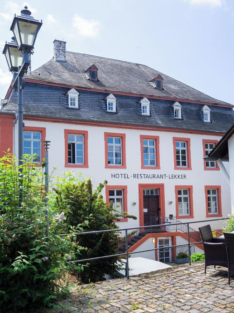 Hotel Lekker image